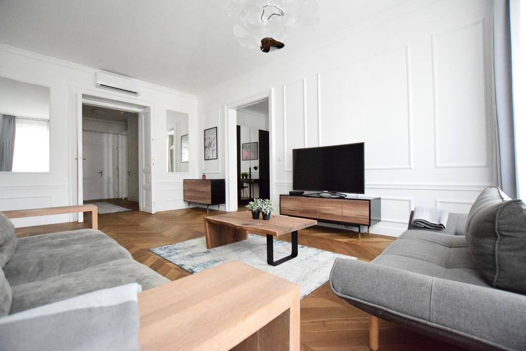 Luxury Apartment By Hi5 - Szervita Suite 부다페스트 외부 사진