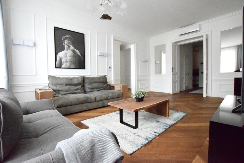 Luxury Apartment By Hi5 - Szervita Suite 부다페스트 외부 사진