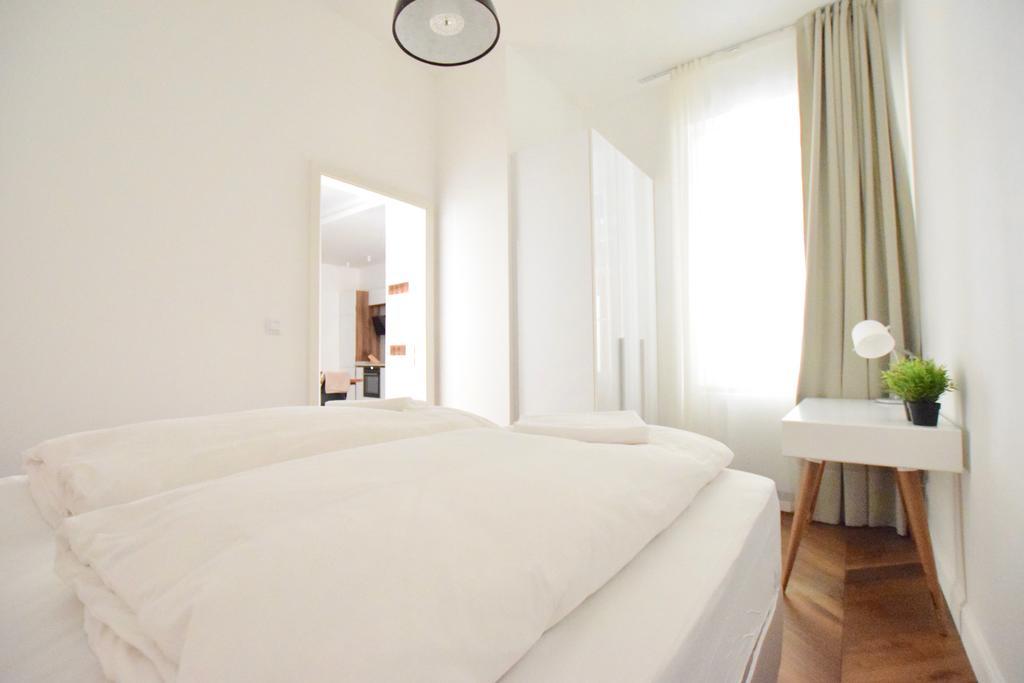 Luxury Apartment By Hi5 - Szervita Suite 부다페스트 외부 사진